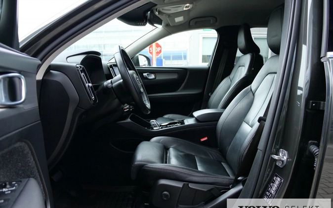 Volvo XC 40 cena 142900 przebieg: 91260, rok produkcji 2019 z Gąbin małe 781